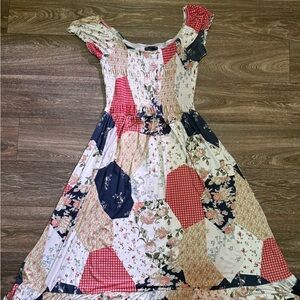 Urban Outfitters UO Tessie smocked puff sleeve patchwork midi dress Size Medium